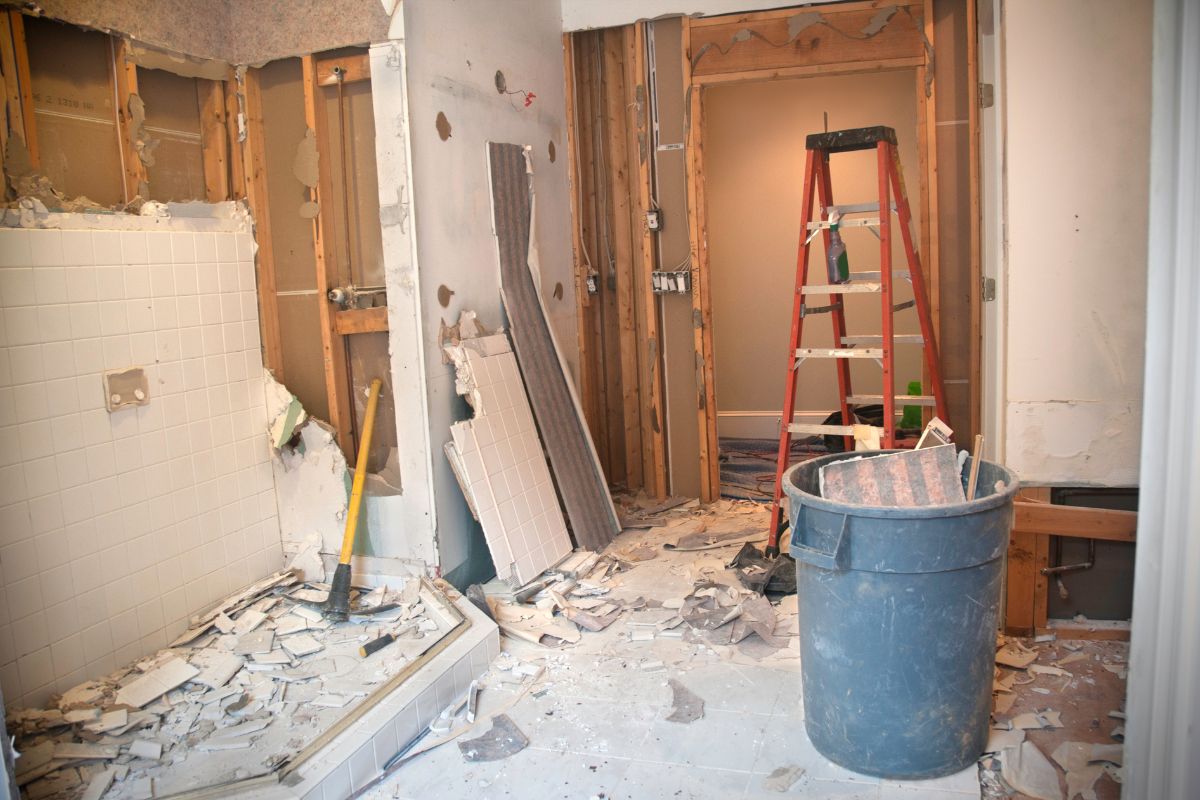 How to Choose Professional Bathroom Demolition in Newcastle