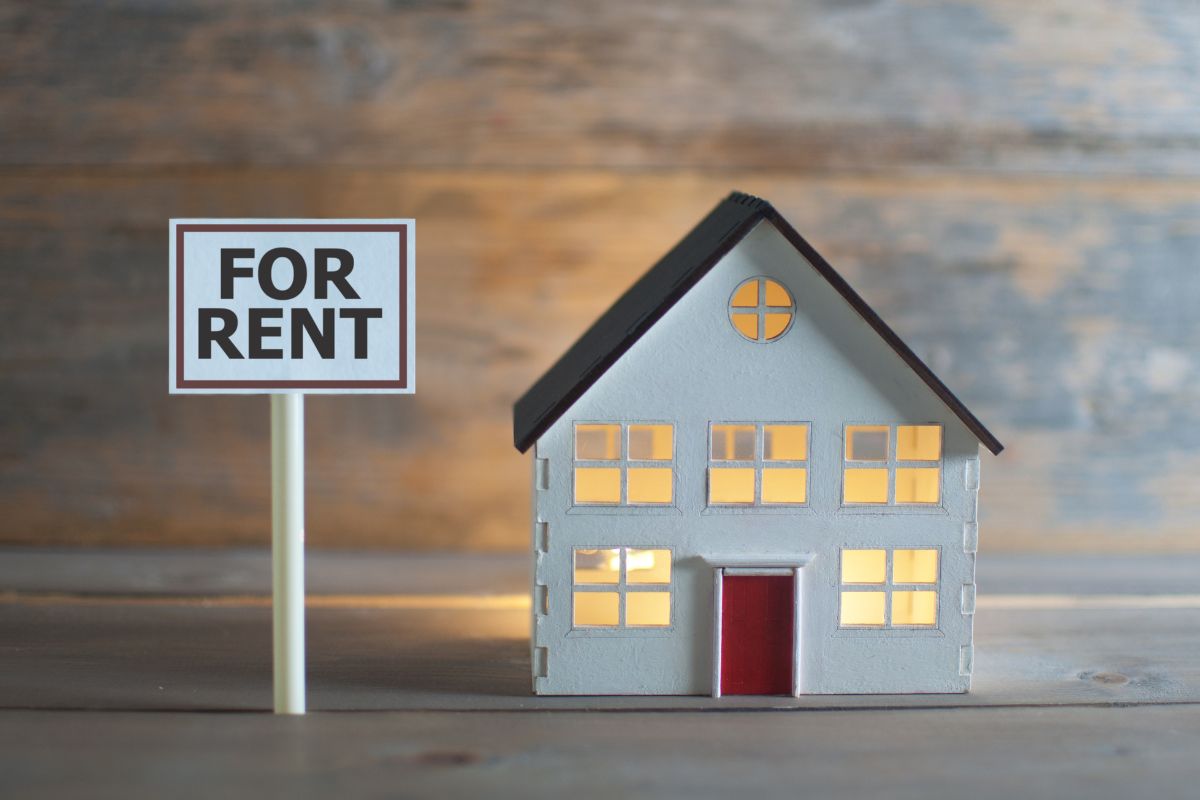 What Every Newcastle Renter Should Know About Asbestos